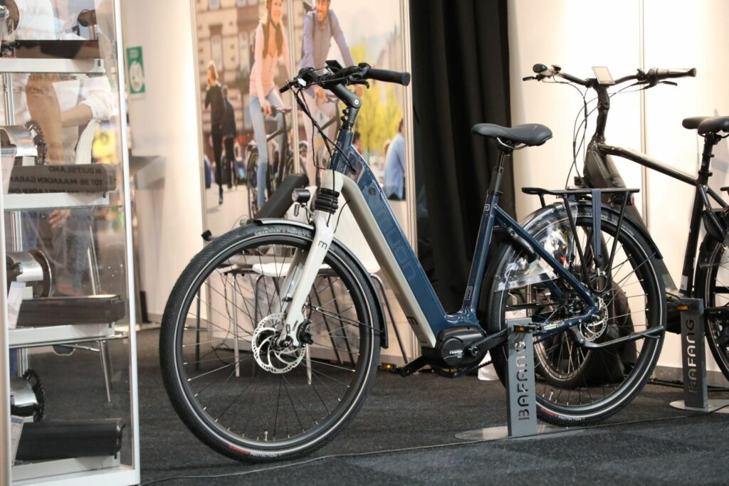leistungsstarke e-Bikes, Pedelecs & Zubehör zu fairen Preisen - Im Webshop - vom AS Bikeshop Wegberg gibt es Einkaufserlebnisse von Zuhause aus. Bei uns kaufen Sie günstige 1klassige e-Bikes/Pedelecs im Budgetbereich und hochwertige e-Bikes/Pedelecs zu besten Preisen. Muon Invite -Bafang das optimale Firmenpedelec