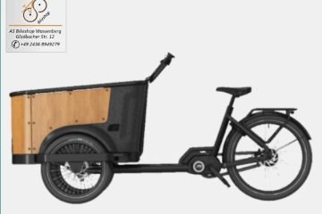 leistungsstarke e-Bikes / Pedelecs & Zubehör zu fairen Preisen - Das neue e-Cargobike Buckle Up setzt in puncto Komfort und Sicherheit neue Maßstäbe. Beim ADR Fietstest überzeugte es als klarer Sieger. Die breiten Reifen sorgen für optimale Bodenhaftung, während die hydraulischen Scheibenbremsen mit Feststellbremsen für ein sicheres Fahrerlebnis garantieren. Besonders hervorzuheben ist die innovative elektrische Schiebehilfe, die die Anfahrt erleichtert. Mit der integrierten LED-Beleuchtung vorne und hinten, ausgestattet mit einem praktischen Lichtsensor, sind Sie auch bei Dunkelheit bestens geschützt. Der leicht verstellbare Lenker und Sattel ermöglichen zudem ein individuelles Fahrgefühl – für jeden ride eine Freude! e-Cargobike Buckle Up - E-Lastenrad von PMG