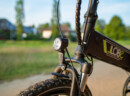 Das Pedelec Llobe City 3 black ist für einen guten Fahrkomfort mit gefederter Vordergabel und Scheibenbremsen ausgestattet. Schauen Sie es sich einmal bei uns an. Einfach Besichtigungstermin bei AS Bikeshop in 41844 Wegberg vereinbaren. Llobe City 3 black ein e-Faltrad mit guter Technik