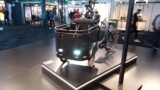 Keewee e-Lastenrad LED-Leuchten, Blinker und beleuchteter Innenraum Keewee e-Lastenrad Ansicht von vorne