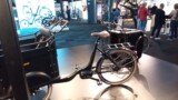 Keewee e-Lastenrad Seitenansicht auf Scheibenbremsen und Motor Keewee e-Lastenrad