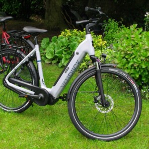 van Dijck Triton Hypershift und van Dijck Juno 5